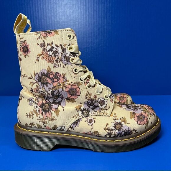 Dr. Martens Womens Beckett 'Wild Rose' Beige Canvas Boots 7 - Picture 6 of 13